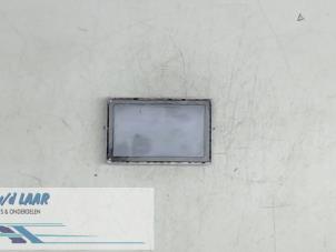 Begagnade Kontrollenhet, multimediadisplay Renault Laguna II Grandtour (KG) 2.2 dCi 150 16V Pris € 100,00 Marginaltabell erbjuds av Autodemontage van de Laar