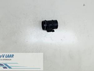 Gebruikte Luchtmassameter Renault Clio III (BR/CR) 1.5 dCi FAP Prijs € 50,00 Margeregeling aangeboden door Autodemontage van de Laar