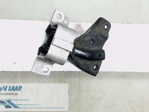 Begagnade Motorfäste Dacia Sandero I (BS) 1.4 Pris € 40,00 Marginaltabell erbjuds av Autodemontage van de Laar