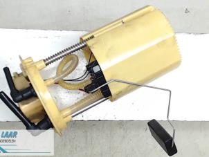 Gebruikte Brandstofpomp Elektrisch Opel Corsa D 1.3 CDTi 16V ecoFLEX Prijs € 90,00 Margeregeling aangeboden door Autodemontage van de Laar