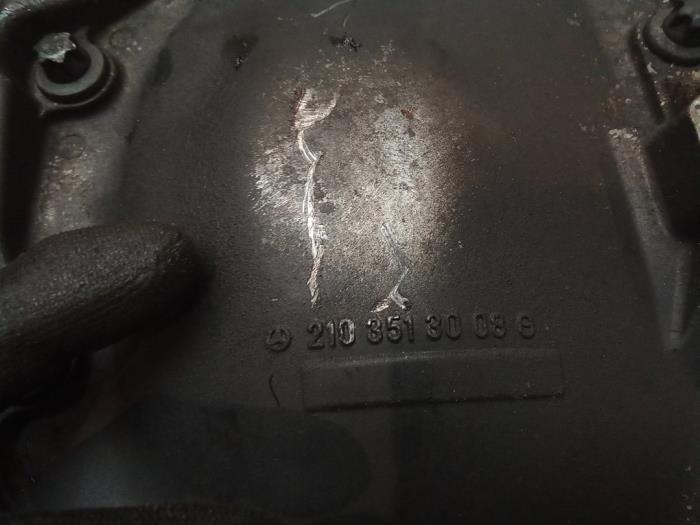 Bakre differential från en Mercedes-Benz CLK (C209) 2.7 270 CDI 20V 2003