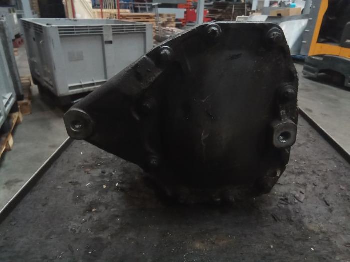 Bakre differential från en Mercedes-Benz CLK (C209) 2.7 270 CDI 20V 2003