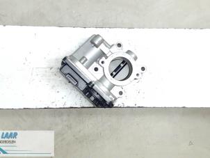 Begagnade Spjällhus Renault Laguna III (BT) 2.0 Turbo 16V Pris € 120,00 Marginaltabell erbjuds av Autodemontage van de Laar