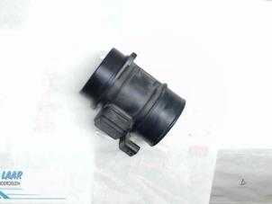 Begagnade Luftmassemätare Renault Clio III (BR/CR) 1.5 dCi 70 Pris € 80,00 Marginaltabell erbjuds av Autodemontage van de Laar