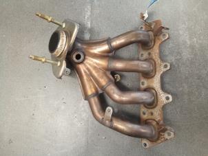 Gebruikte Spruitstuk Uitlaat Dacia Logan MCV (KS) 1.6 16V Prijs € 70,00 Margeregeling aangeboden door Autodemontage van de Laar