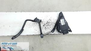 Begagnade Gaspedal Renault Trafic New (FL) 2.5 dCi 16V 135 Pris € 50,00 Marginaltabell erbjuds av Autodemontage van de Laar