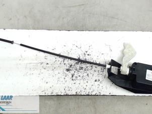 Gebruikte Motor Tankklepvergrendeling BMW Mini One/Cooper (R50) 1.6 16V One Prijs € 25,00 Margeregeling aangeboden door Autodemontage van de Laar