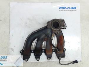 Begagnade Avgasgrenrör Renault Laguna II Grandtour (KG) 2.0 16V Pris € 70,00 Marginaltabell erbjuds av Autodemontage van de Laar