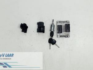 Begagnade Dator, motorstyrning Opel Agila (A) 1.0 12V Pris € 120,00 Marginaltabell erbjuds av Autodemontage van de Laar