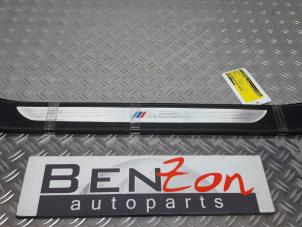 Begagnade Dekorstripe BMW 3-Serie Pris på förfrågan erbjuds av Benzon Autodemontage