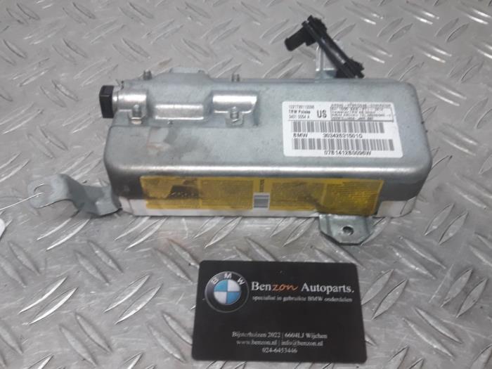 Dörrairbag, 4-dörrars, höger bak från en BMW X3 2007