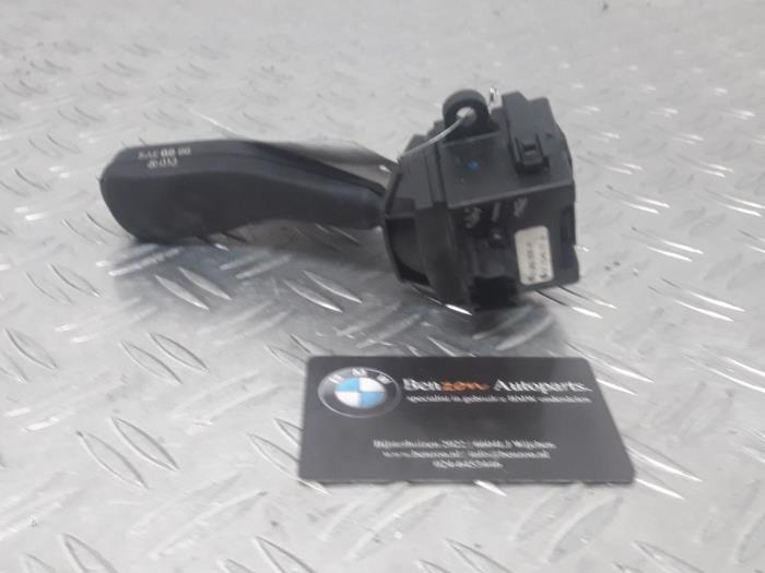 Indikatorbrytare från en BMW X3 2007