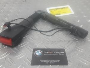 Begagnade Bältessträckare, vänster BMW 3-Serie Pris på förfrågan erbjuds av Benzon Autodemontage