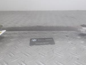 Begagnade Undre gaffelben, höger bak BMW M4 Pris på förfrågan erbjuds av Benzon Autodemontage