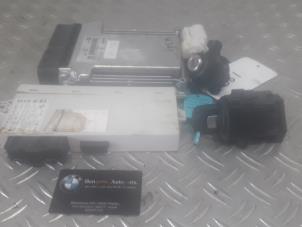 Używane Zestaw zamków BMW 5-Serie Cena na żądanie oferowane przez Benzon Autodemontage