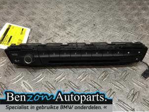 Używane Panel obslugi radia BMW 3-Serie Cena na żądanie oferowane przez Benzon Autodemontage