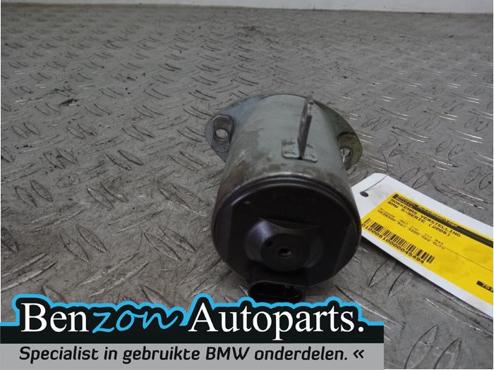 Kamaxeljusterare från en BMW 5-Serie 2008