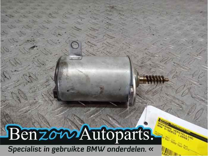 Kamaxeljusterare från en BMW 5-Serie 2008