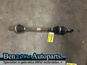 Gebruikte Aandrijfas links-achter BMW 3 serie Touring (F31) 328i 2.0 16V Prijs € 45,00 Margeregeling aangeboden door Benzon Autodemontage