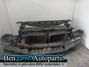 Gebruikte Frontpaneel BMW 5 serie (F10) 530d 24V Prijs € 665,50 Inclusief btw aangeboden door Benzon Autodemontage