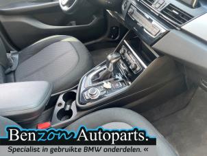 Gebruikte Selectiehendel automaat BMW 2 serie Gran Tourer (F46) Prijs € 200,00 Margeregeling aangeboden door Benzon Autodemontage