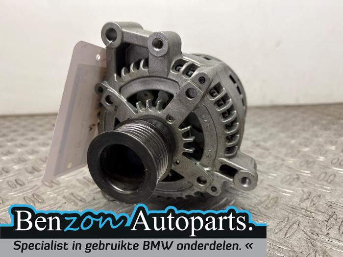 Dynamo från en BMW Z4 Roadster (G29) sDrive 25i 2.0 Twin Power Turbo 16V 2023