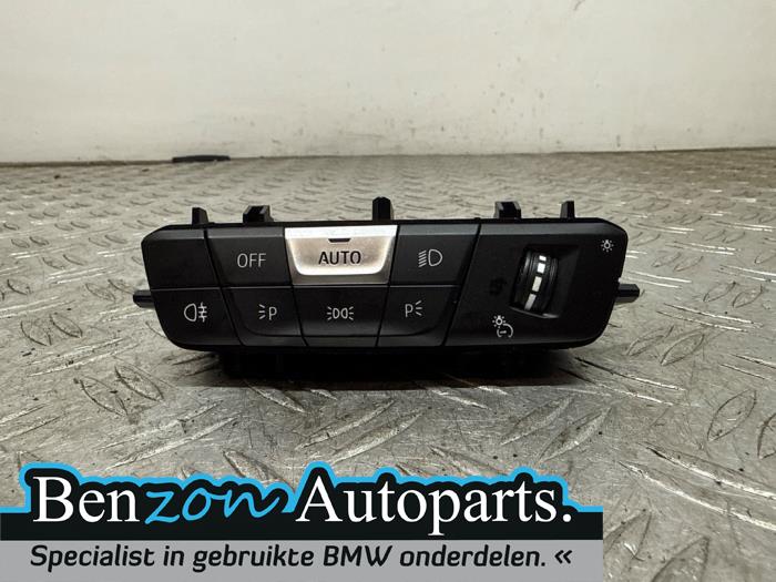 Ljusbrytare från en BMW Z4 Roadster (G29) sDrive 25i 2.0 Twin Power Turbo 16V 2023