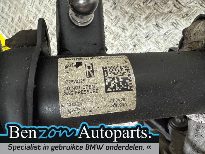 Stötdämparstång, höger fram från en BMW Z4 Roadster (G29) sDrive 25i 2.0 Twin Power Turbo 16V 2023