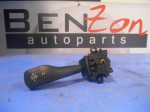 Gebruikte Knipperlicht Schakelaar BMW 3-Serie Prijs op aanvraag aangeboden door Benzon Autodemontage