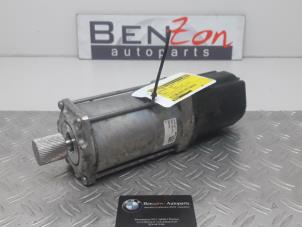 Begagnade Elservostyrningsenhet BMW 4-Serie Pris på förfrågan erbjuds av Benzon Autodemontage