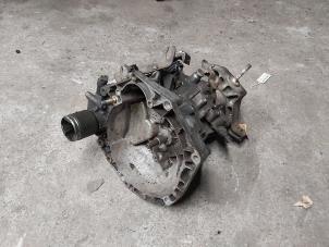 Begagnade Växellåda Fiat Punto II (188) 1.2 16V Pris på förfrågan erbjuds av Autodemontage Nijmegen
