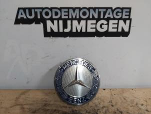 Gebruikte Naafkapje Mercedes C (W205) C-200 2.0 CGI 16V Prijs op aanvraag aangeboden door Autodemontage Nijmegen