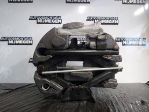 Gebruikte Krikset Ford Fiesta 6 (JA8) 1.5 TDCi Prijs op aanvraag aangeboden door Autodemontage Nijmegen