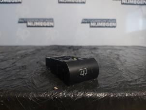 Gebruikte Verwarmingsschakelaar Achterruit Kia Picanto (BA) 1.0 12V Prijs op aanvraag aangeboden door Autodemontage Nijmegen