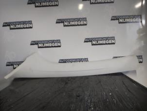 Gebruikte Stijlbekleding A + B + C Peugeot 208 I (CA/CC/CK/CL) 1.2 12V e-THP PureTech 110 Prijs op aanvraag aangeboden door Autodemontage Nijmegen