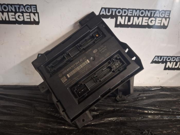 Dator , karosskontroll (BCM) från en Audi A4 Avant (B8) 2.0 TDI 16V 2014