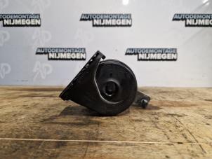 Begagnade Signalhorn Jaguar XE 2.0 D E-Performance 16V Pris på förfrågan erbjuds av Autodemontage Nijmegen