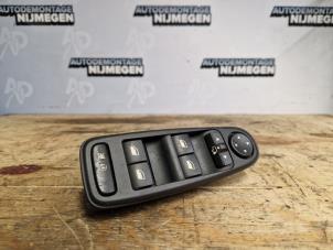 Gebruikte Combischakelaar ramen Citroen C4 Grand Picasso (UA) 1.6 16V THP Sensodrive,GT THP Prijs op aanvraag aangeboden door Autodemontage Nijmegen