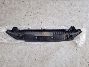 Nieuwe Beschermplaat bodem Mazda CX-5 II (KF) 2.0 SkyActiv-G 155 16V 2WD Prijs op aanvraag aangeboden door Autodemontage Nijmegen