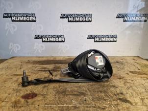 Gebruikte Veiligheidsgordel links-voor Ford Focus 3 1.0 Ti-VCT EcoBoost 12V 125 Prijs op aanvraag aangeboden door Autodemontage Nijmegen