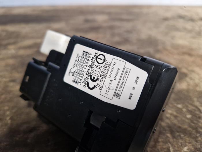 Kontaktblock, tändningslås från en Toyota Prius (NHW20) 1.5 16V 2007