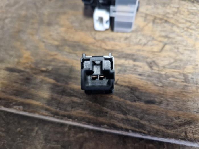 Kontaktblock, tändningslås från en Toyota Prius (NHW20) 1.5 16V 2007