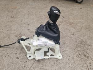 Begagnade Automatisk växelväljare Mazda 3 (BM/BN) 2.0 SkyActiv-G 120 16V Pris på förfrågan erbjuds av Autodemontage Nijmegen