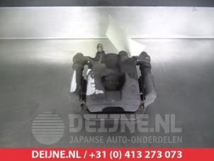 Gebruikte Remklauw (Tang) links-achter Nissan Juke (F15) 1.6 DIG-T 16V 4x4 Prijs € 50,00 Margeregeling aangeboden door V.Deijne Jap.Auto-onderdelen BV