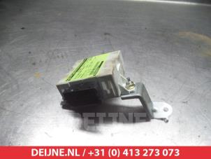 Używane Modul wycieraczek Toyota Avensis Wagon (T25/B1E) 2.0 16V VVT-i D4 Cena na żądanie oferowane przez V.Deijne Jap.Auto-onderdelen BV