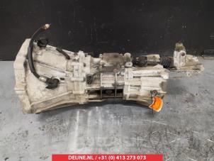 Gebruikte Versnellingsbak Suzuki Grand Vitara II (JT) 2.0 16V Prijs € 350,00 Margeregeling aangeboden door V.Deijne Jap.Auto-onderdelen BV