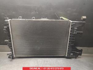 Używane Chlodnica Chevrolet Cruze 1.8 16V VVT Cena na żądanie oferowane przez V.Deijne Jap.Auto-onderdelen BV