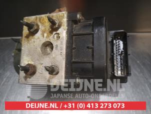 Begagnade ABS-pump Nissan Terrano II (R20/TR50) 3.0 Di 16V Van Pris € 25,00 Marginaltabell erbjuds av V.Deijne Jap.Auto-onderdelen BV