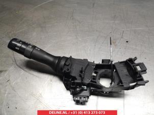 Gebruikte Licht Schakelaar Lexus RX (U3) 400h V6 24V VVT-i 4x4 Prijs op aanvraag aangeboden door V.Deijne Jap.Auto-onderdelen BV