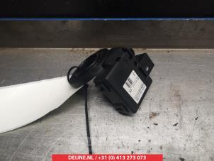 Gebruikte Stuurhoek sensor Suzuki Swift (ZA/ZC/ZD1/2/3/9) 1.3 D 16V Prijs € 40,00 Margeregeling aangeboden door V.Deijne Jap.Auto-onderdelen BV